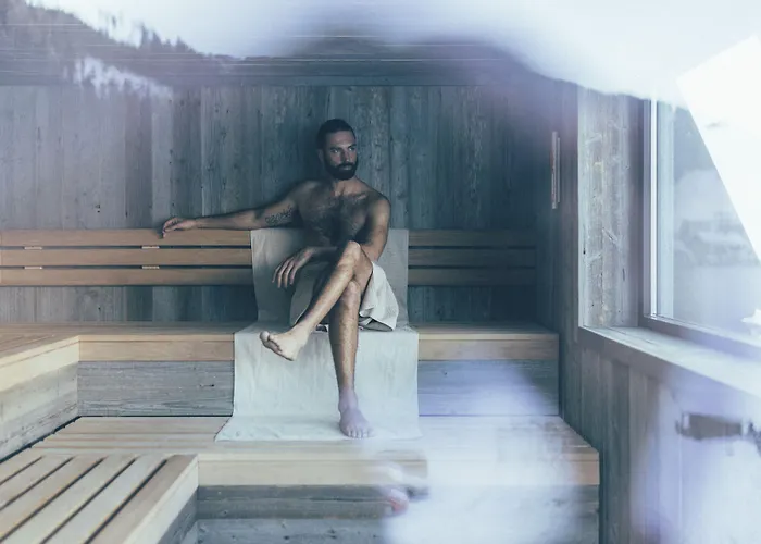 - Boutique Szálloda